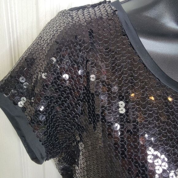 August Silk Knits black sequin top blouse size Medium - Picture 4 of 7